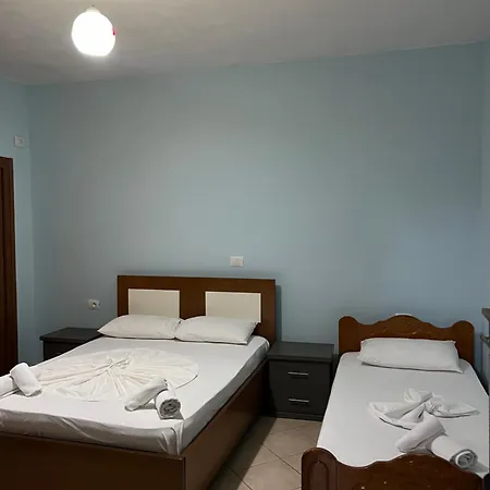Shpetim クサミル